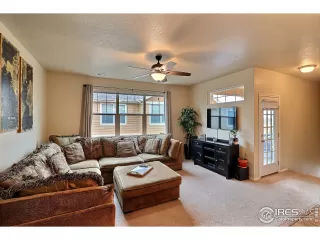 Photo #6: 939827 Listing