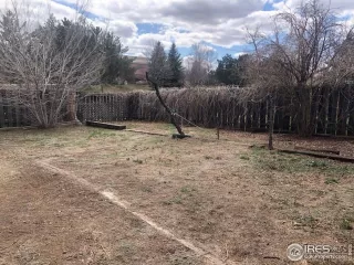 Photo #5: 939829 Listing