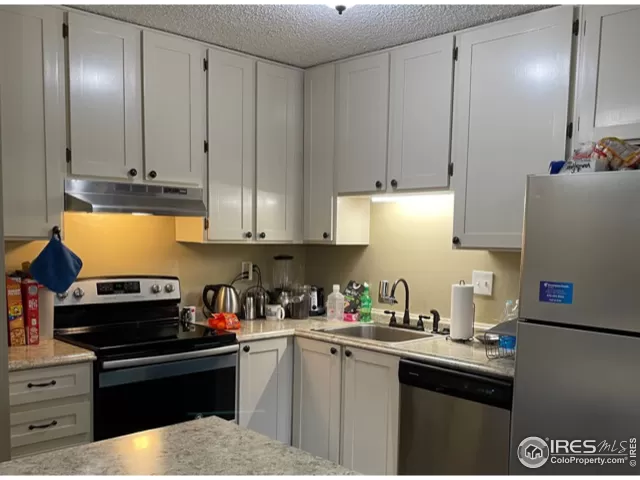 MLS: 939880 Condo For Sale