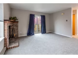 Photo #4: 939918 Listing