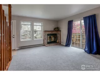 Photo #5: 939918 Listing