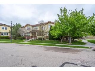 Photo #5: 939935 Listing