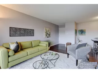 Photo #4: 940009 Listing 