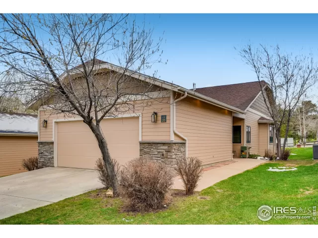 MLS: 940061 Condo For Sale