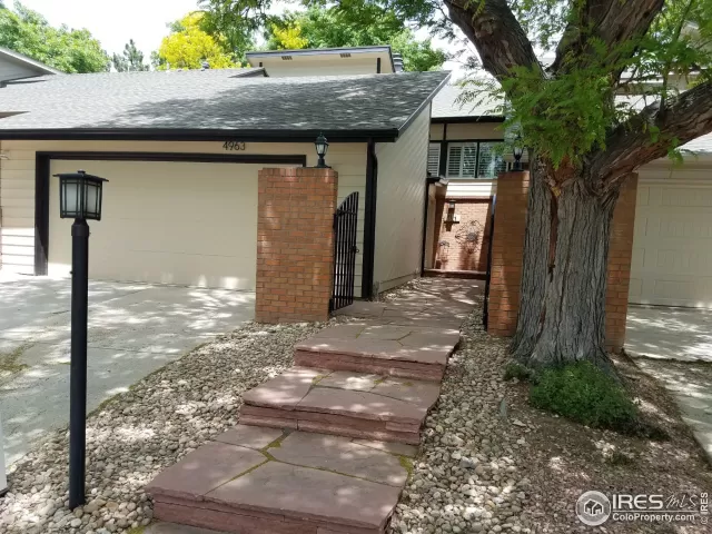 MLS: 940069 Condo For Sale