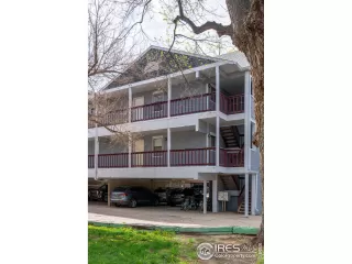 Photo #2: 940095 Listing