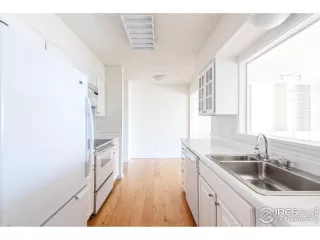 Photo #4: 940121 Listing