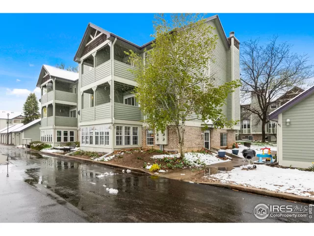 MLS: 940124 Condo For Sale