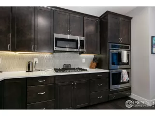 Photo #6: 940126 Listing 