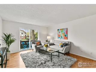 Photo #3: 940160 Listing 