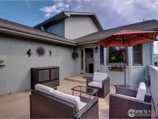 Photo #2: 940190 Listing