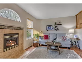 Photo #6: 940199 Listing 