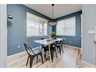 Photo #5: 940206 Listing 