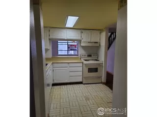 Photo #3: 940216 Listing