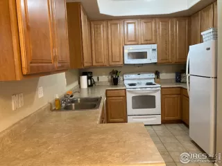 Photo #4: 940242 Listing 