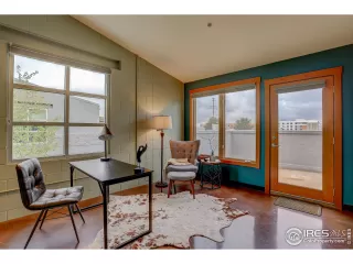 Photo #6: 940287 Listing