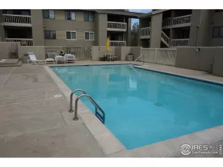 Photo #2: 940329 Listing 