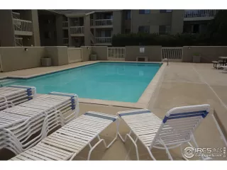 Photo #6: 940329 Listing 