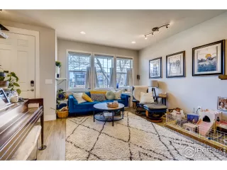 Photo #3: 940461 Listing