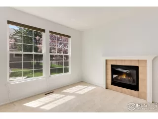 Photo #6: 940494 Listing