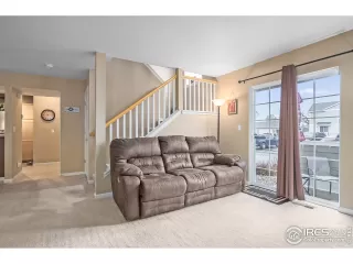 Photo #5: 940550 Listing 