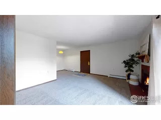 Photo #4: 940557 Listing