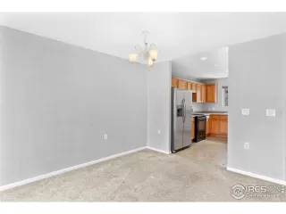 Photo #2: 940559 Listing