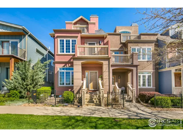 MLS: 940580 Condo For Sale