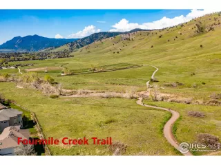 Photo #5: 940580 Listing