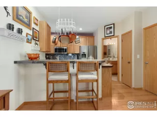 Photo #6: 940600 Listing 