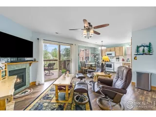 Photo #3: 940617 Listing