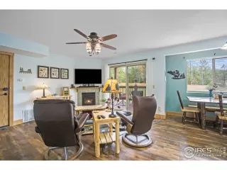 Photo #6: 940617 Listing