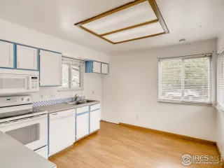 Photo #2: 940625 Listing