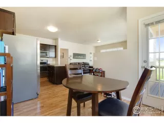 Photo #5: 940630 Listing