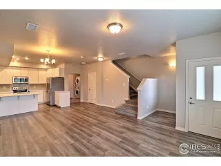 Photo #3: 940694 Listing 