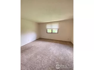 Photo #4: 940772 Listing