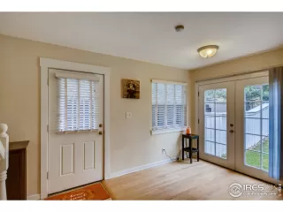 Photo #3: 940802 Listing