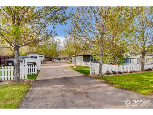 MLS: 940803 Condo For Sale