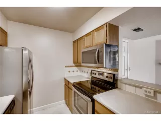 Photo #4: 9408649 Listing