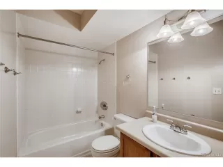 Photo #6: 9408649 Listing