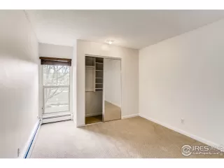 Photo #5: 940933 Listing