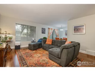 Photo #2: 940936 Listing 