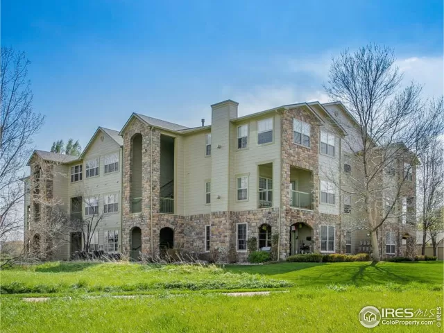 MLS: 940951 Condo For Sale