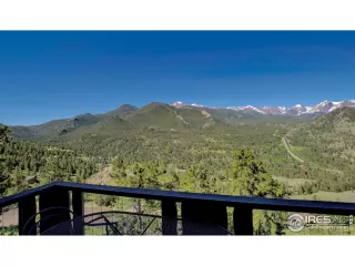 Photo #6: 940967 Listing