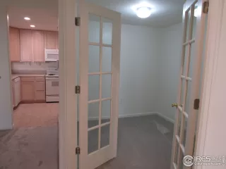 Photo #4: 940983 Listing 