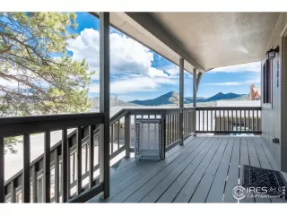 Photo #1: 941028 Listing