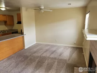 Photo #5: 941039 Listing