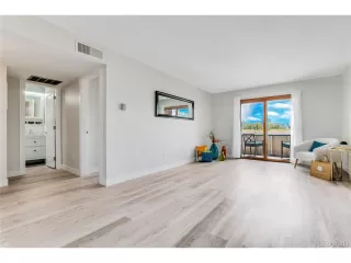 Photo #1: 9411105 Listing 