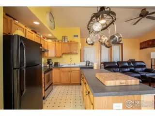 Photo #6: 941113 Listing 