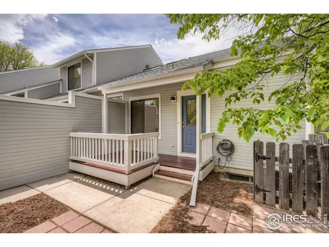 MLS: 941132 Condo For Sale